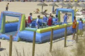 Futbolín humano