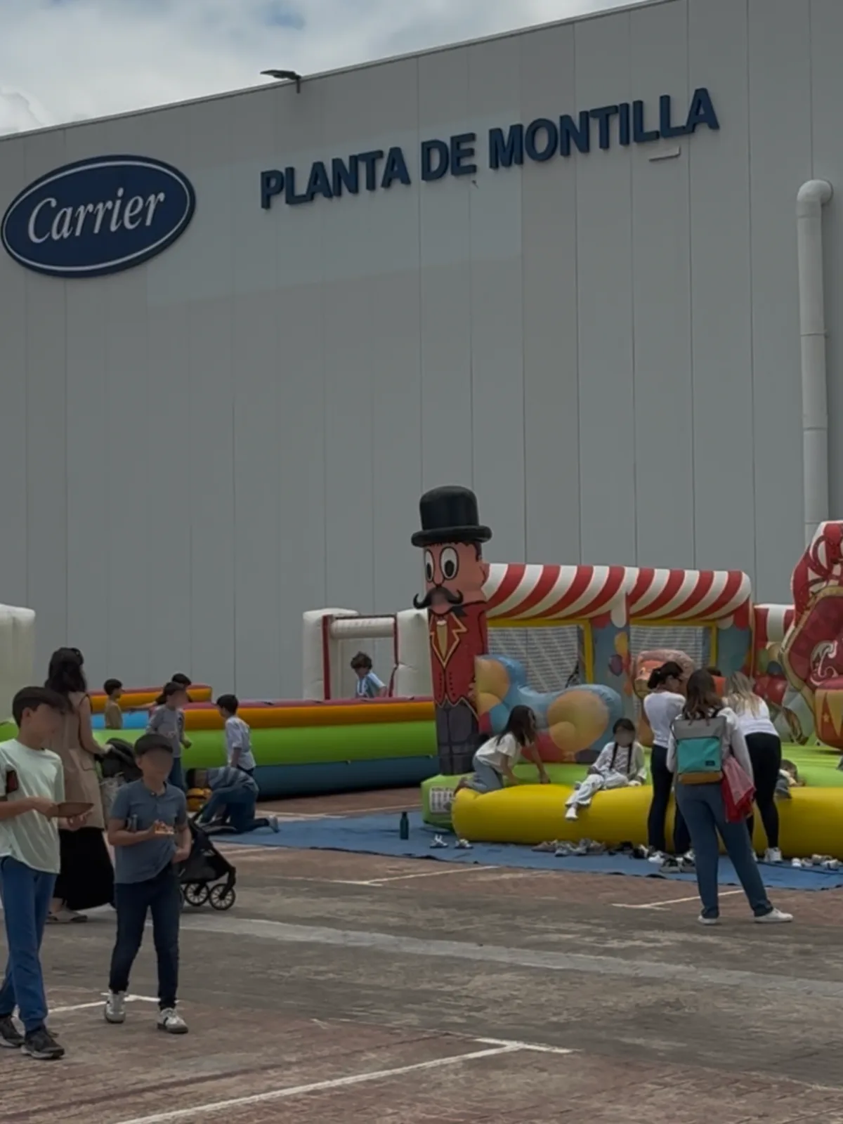 Hinchables del 40 Aniversario Carrier